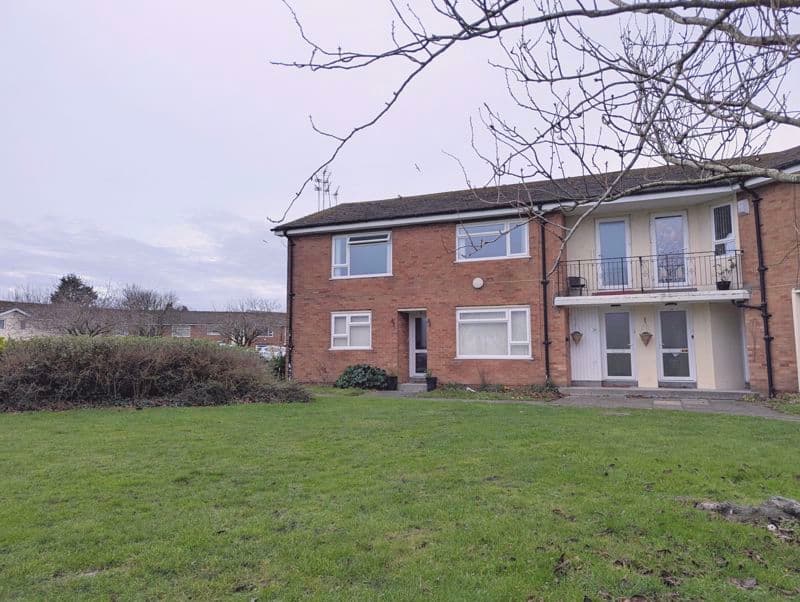 To Let &#8211; Warren Court, Birkdale &#8211; Two Bedroom Ground Floor Apartment