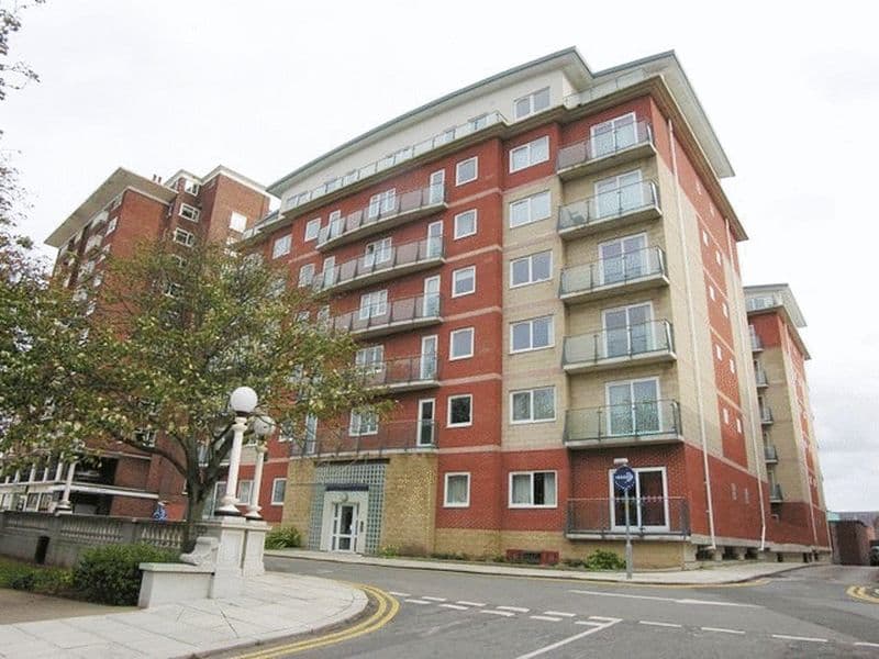 To Let &#8211; Lord Street, Southport &#8211; Penthouse Apartment