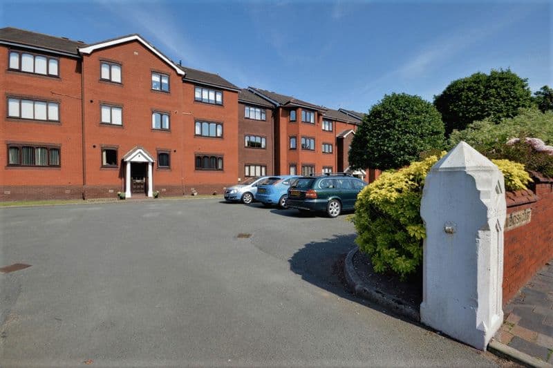 To Let – Park Avenue, Southport – Two Bedroom Duplex Apt
