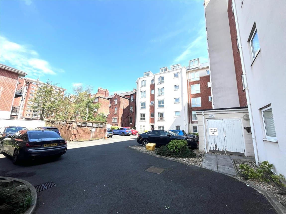 Houghton Grove, Southport, PR9 9HS