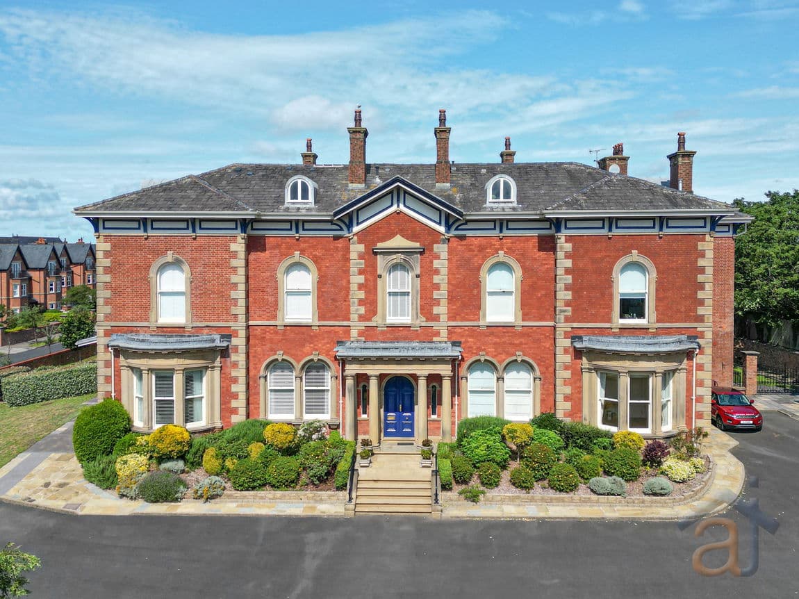 St Wyburn 26 Westcliffe Road, PR8 2TG