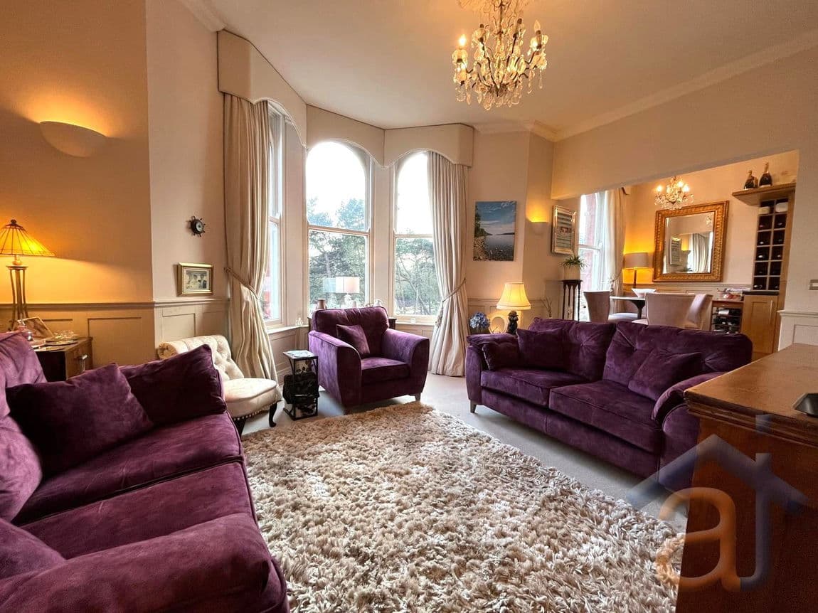 Park Crescent, Southport, PR9 9LJ