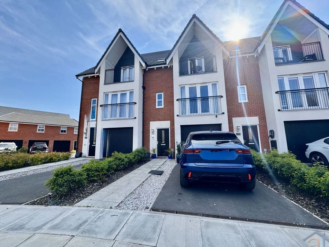 Blowick Moss Lane, Southport, PR8 5QB