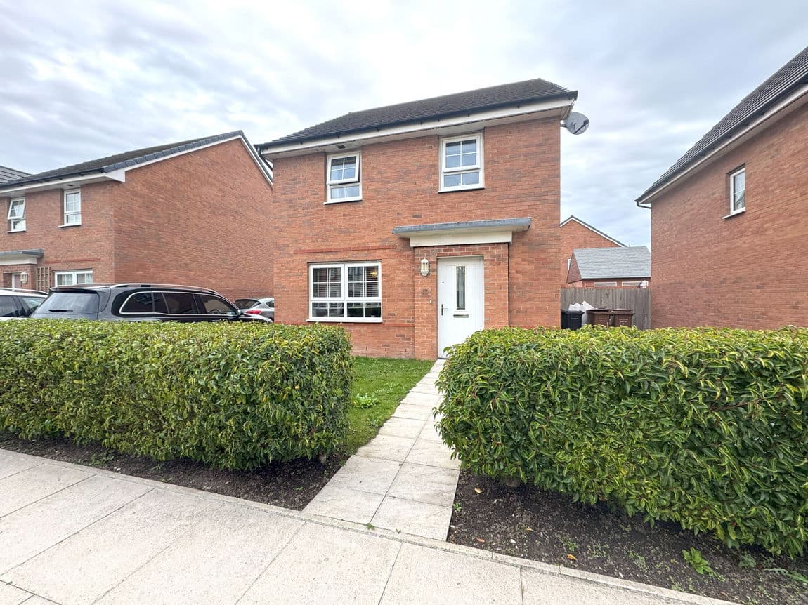 Blowick Moss Lane, Kew, Southport, PR8 5ED