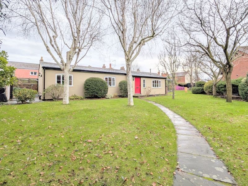 Golf Open 2026 – Marlborough Road, Southport – Sleeps 3/6