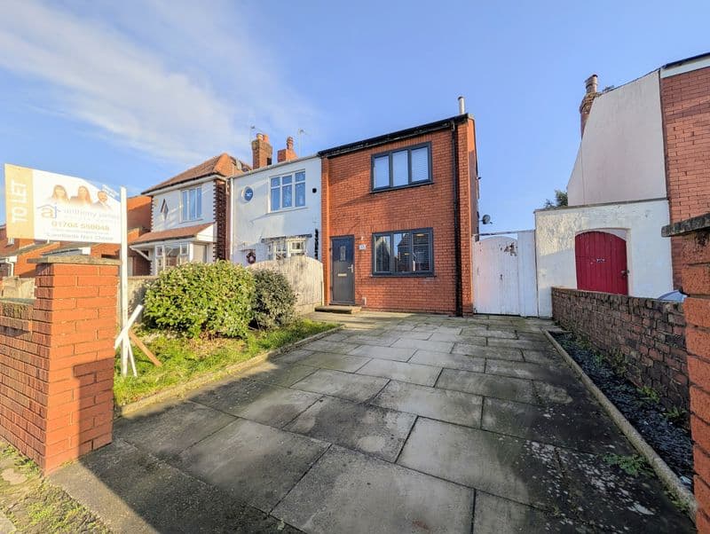 TO LET – High Park Road, Southport – Available Immediately