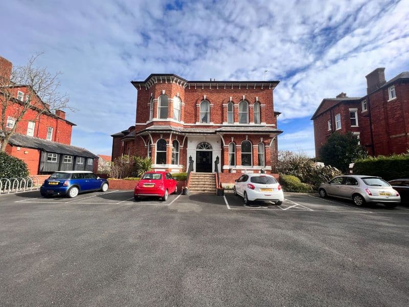 TO LET – Westdene, Park Crescent, Southport – Available Immediately