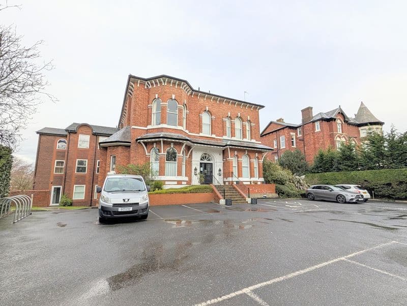 To Let – Westdene, Park Crescent, Hesketh Park – Two Bedroom Apt