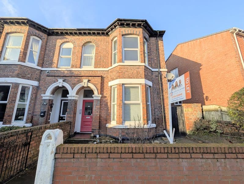 Let – Hawesside Street, Southport Town Centre – Available Immediately