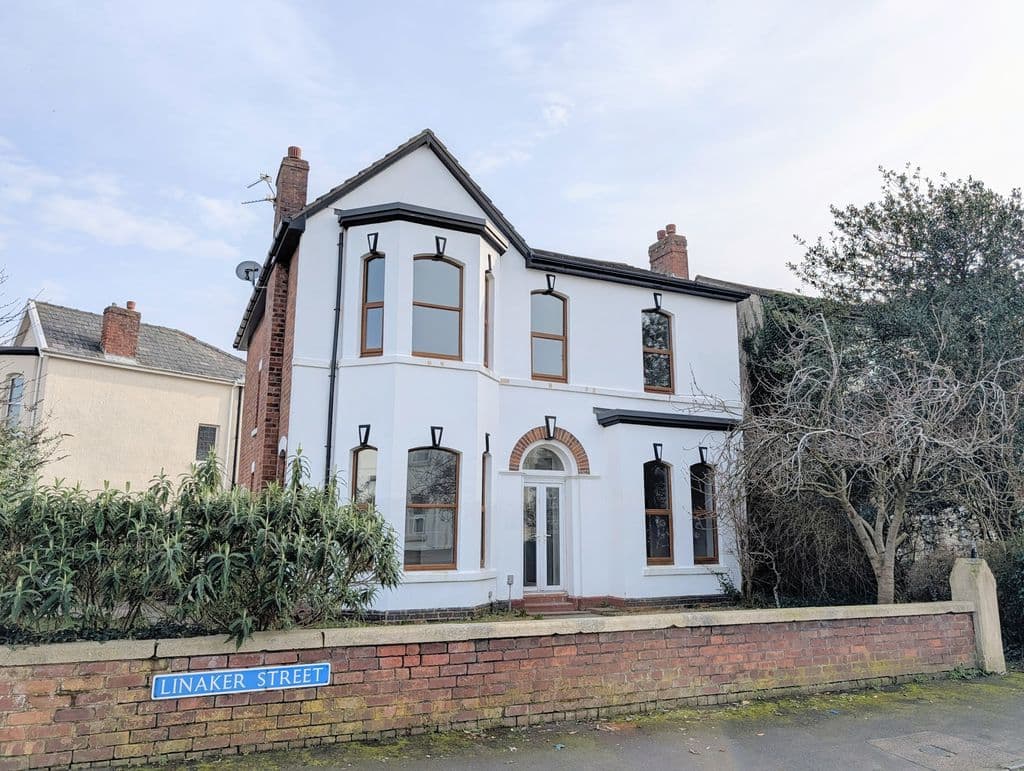 To Let – Linaker Street, Southport – Five Bedroom Detached