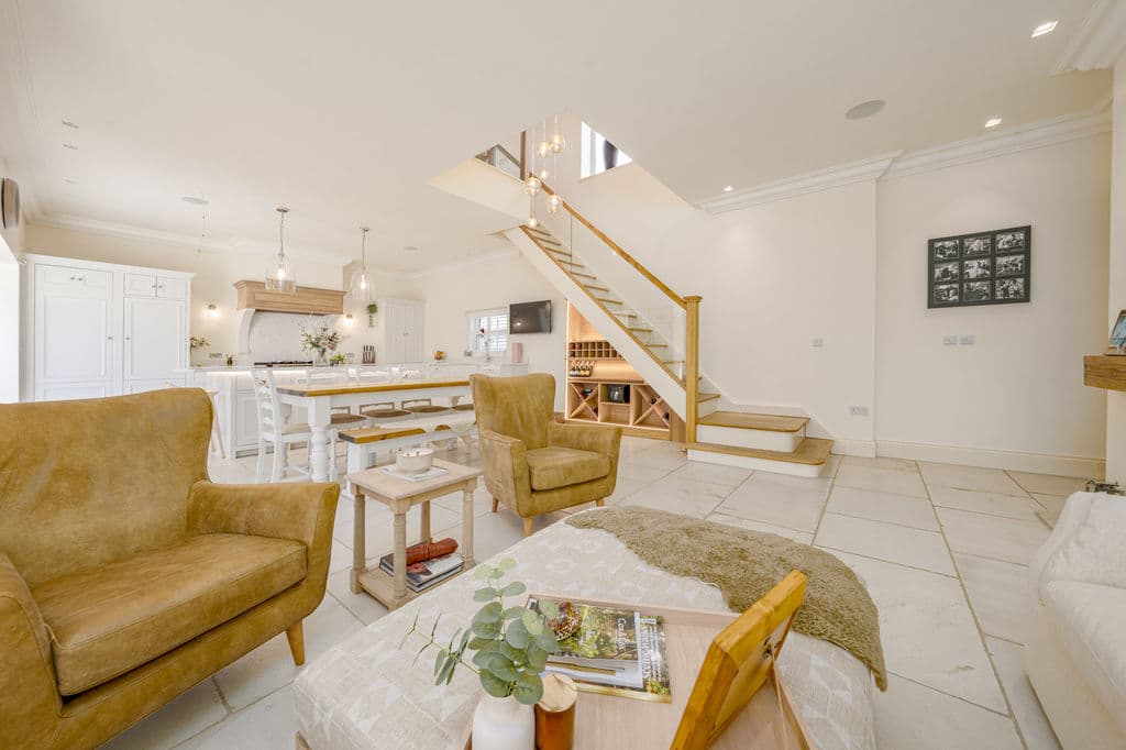 Golf Open 2026 – Grosvenor Road, Birkdale Luxury Two-Bedroom Residence | Exclusive Setting | Prime Location