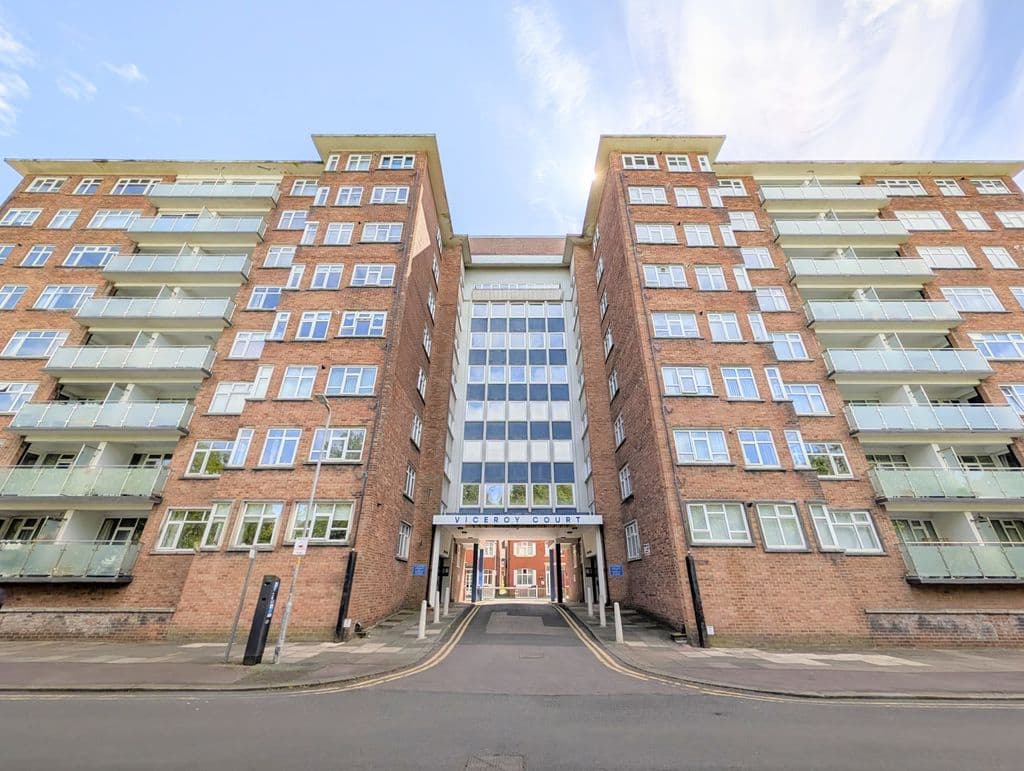 To Let – Viceroy Court, Lord Street, Southport