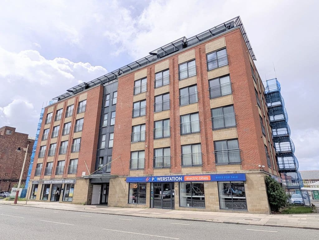 To Let – The Anchorage, Kingsway, Southport Town Centre, PR8 – Two Bedroom Third Floor Apt