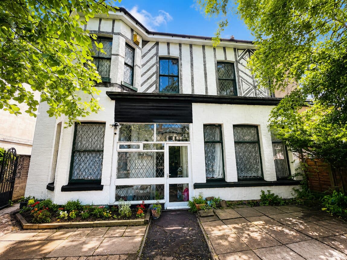 Linaker Street, Southport, PR8 6RR