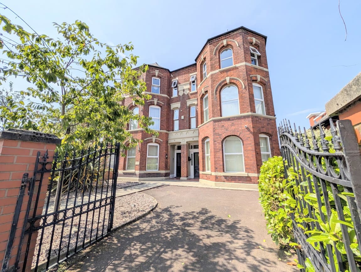 To Let – Princess Villas, Princes Street, Southport Town Centre, PR8 – Two Bed Ground Floor Apt