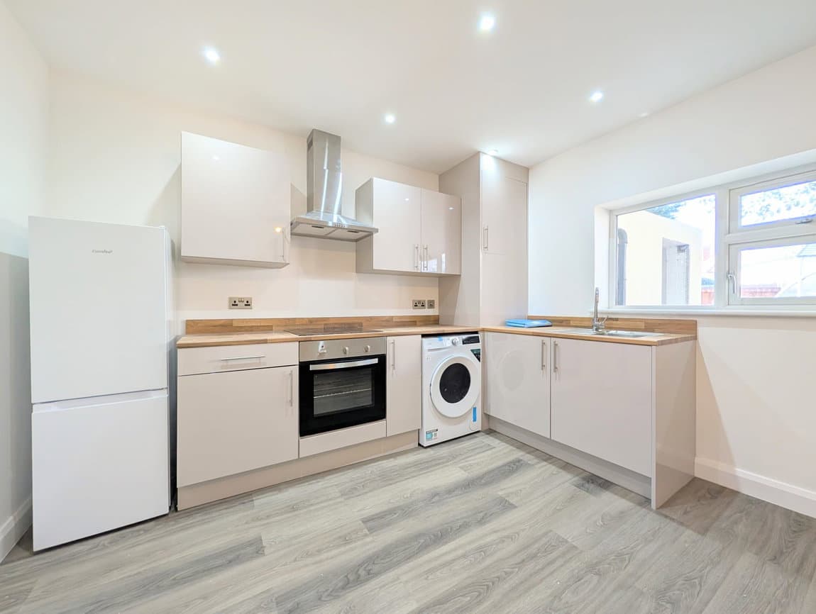 To Let – Heathfield Road, Ainsdale, PR8 – One Bed Ground Floor Apt