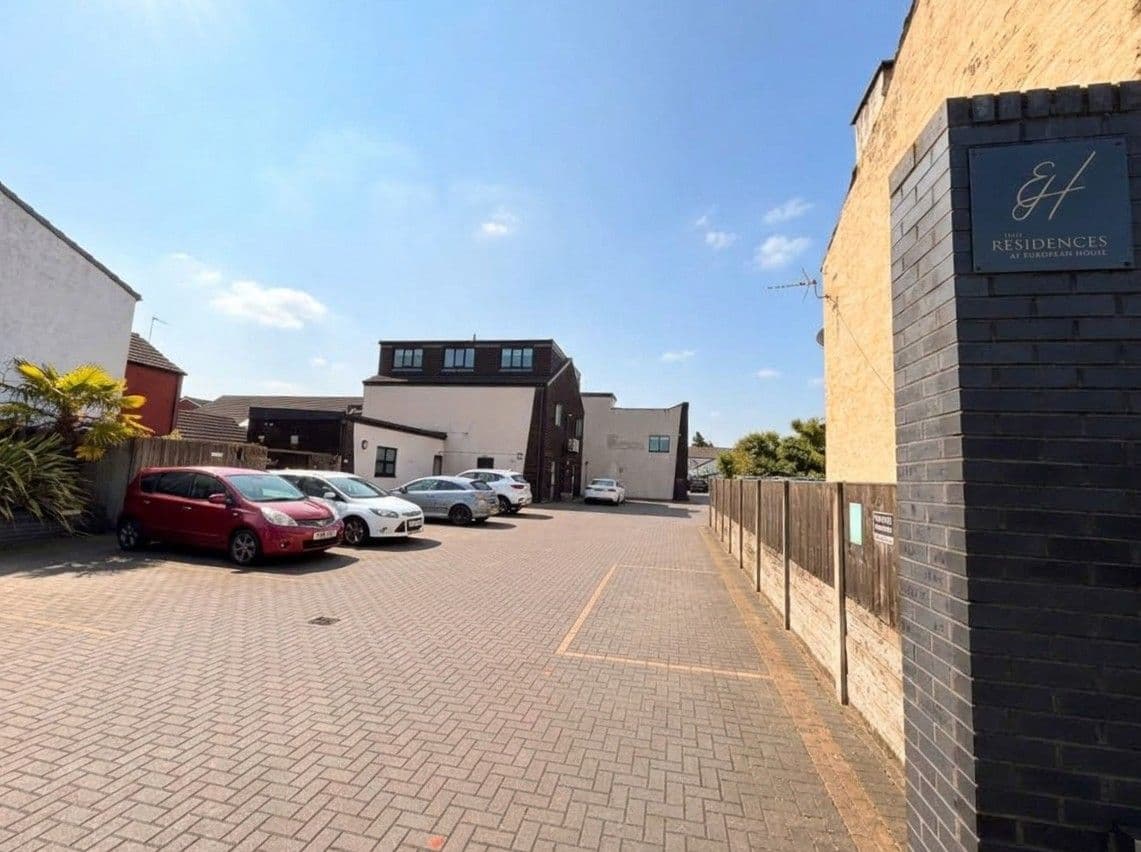 To Let – The Residences, Hall Street, Southport, PR9 – High Spec Studio