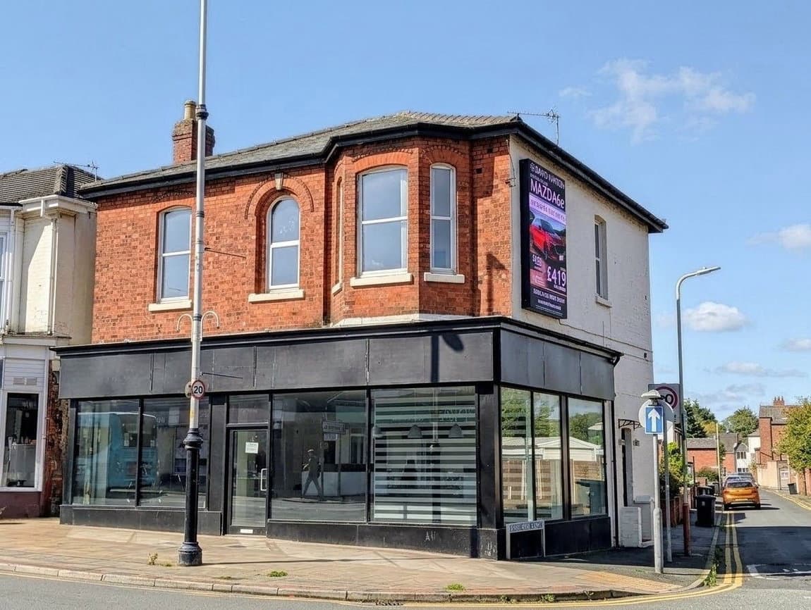 To Let – Eastbank Street, Southport Centre, PR8 – Two Bed First Floor Apt